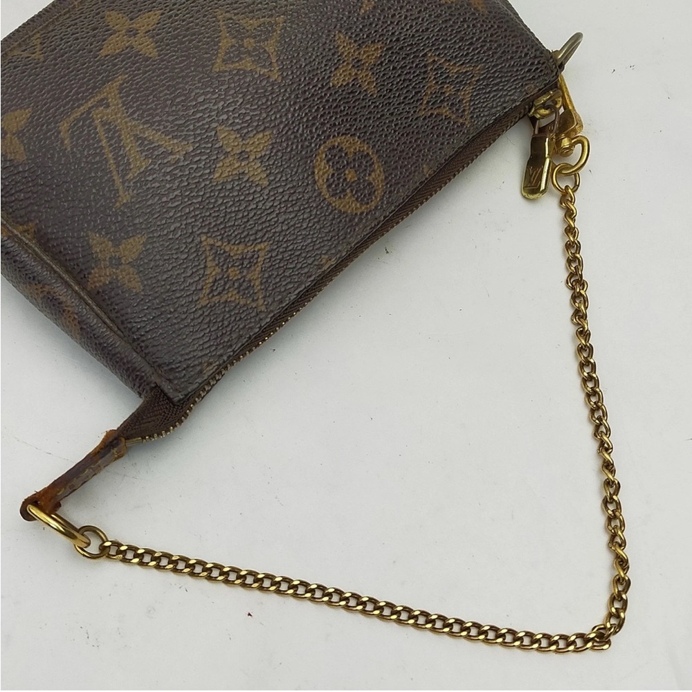 XSOLDX Louis Vuitton Pochette Accessoires Monogram Shoulder Bag Authentic - Picture 5 of 15